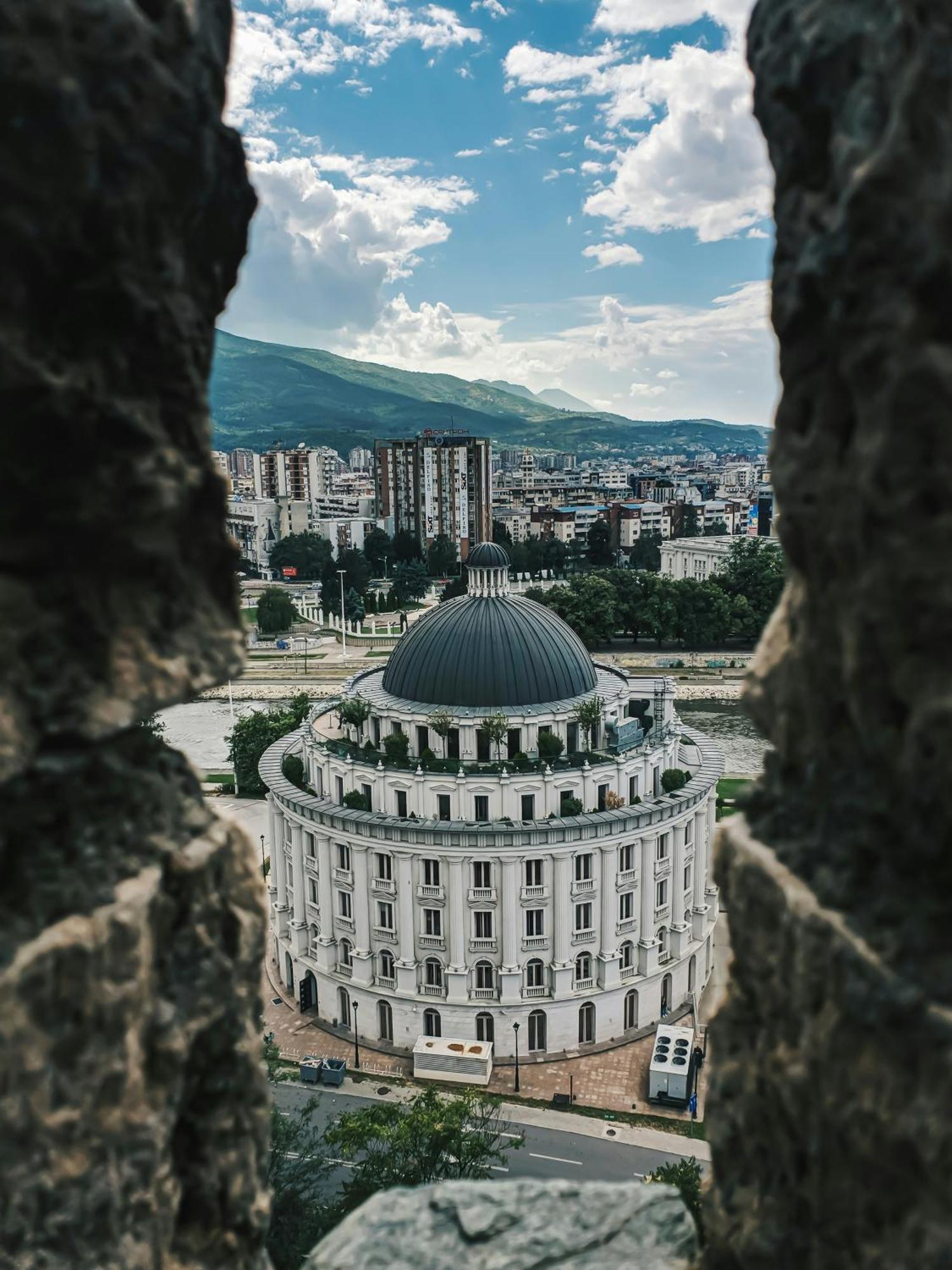Hotel Cara 28 Skopje Ngoại thất bức ảnh